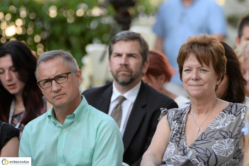 Bencs Villa megnyitó - fotó Trifonov Éva