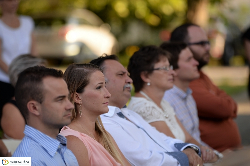 Bencs Villa megnyitó - fotó Trifonov Éva