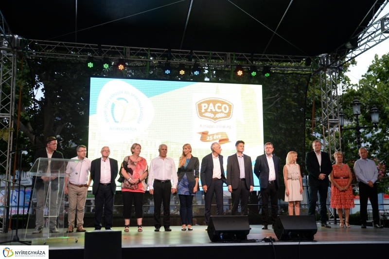 Sporttalálkozó megnyitó a Kossuth téren -fotó Trifonov Éva