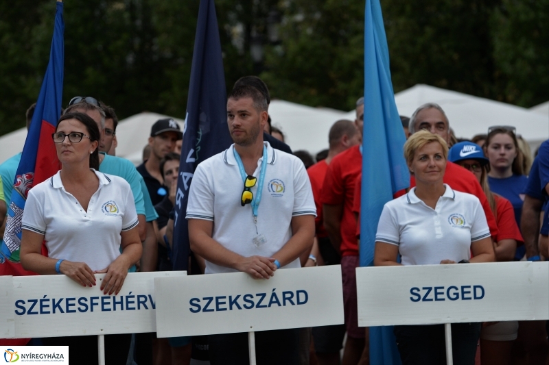 Sporttalálkozó megnyitó a Kossuth téren -fotó Trifonov Éva