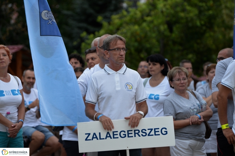 Sporttalálkozó megnyitó a Kossuth téren -fotó Trifonov Éva