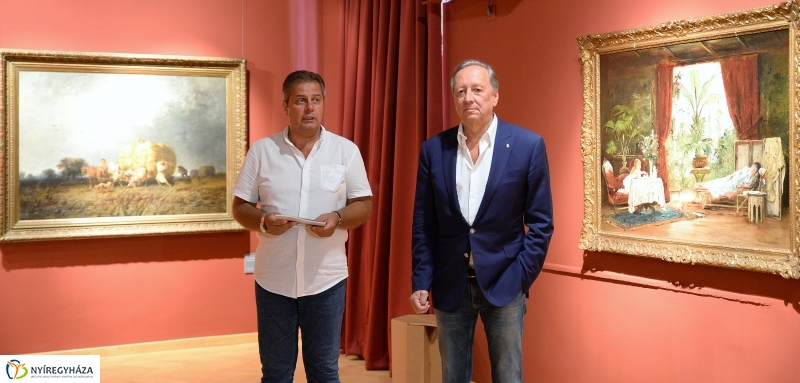 A Munkácsy kiállítás valamennyi képe megérkezett - fotó Trifonov Éva