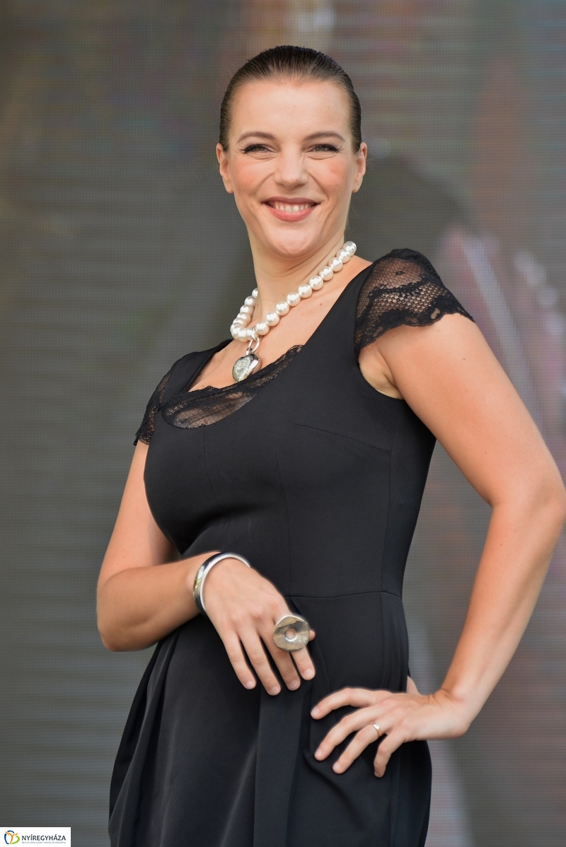 Ékszerbemutató a VIDOR Fesztiválon - fotó Trifonov Éva