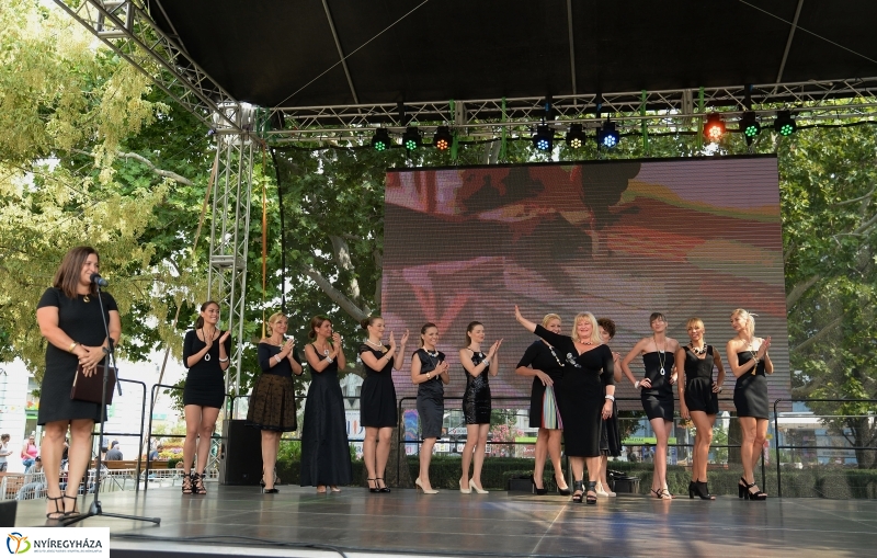 Ékszerbemutató a VIDOR Fesztiválon - fotó Trifonov Éva