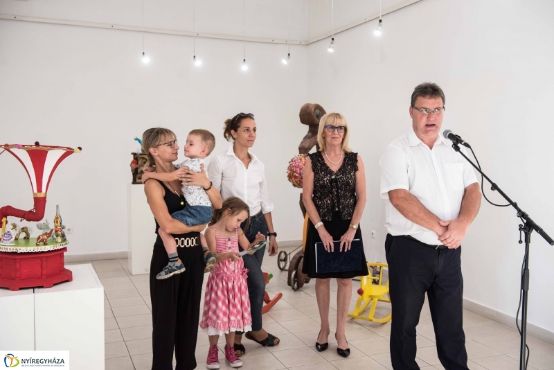 Képzőművészeti ösztöndíjasok kiállításmegnyitója 