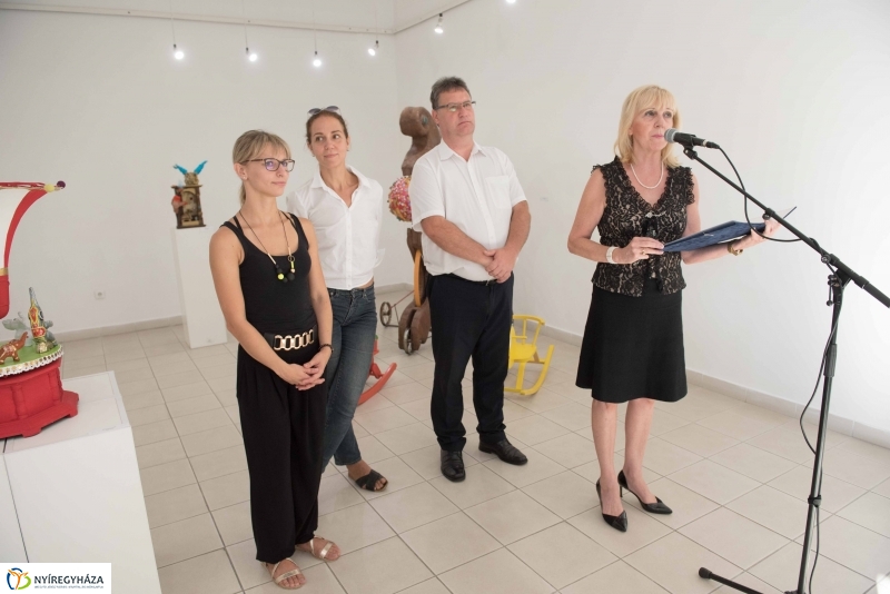 Képzőművészeti ösztöndíjasok kiállításmegnyitója 