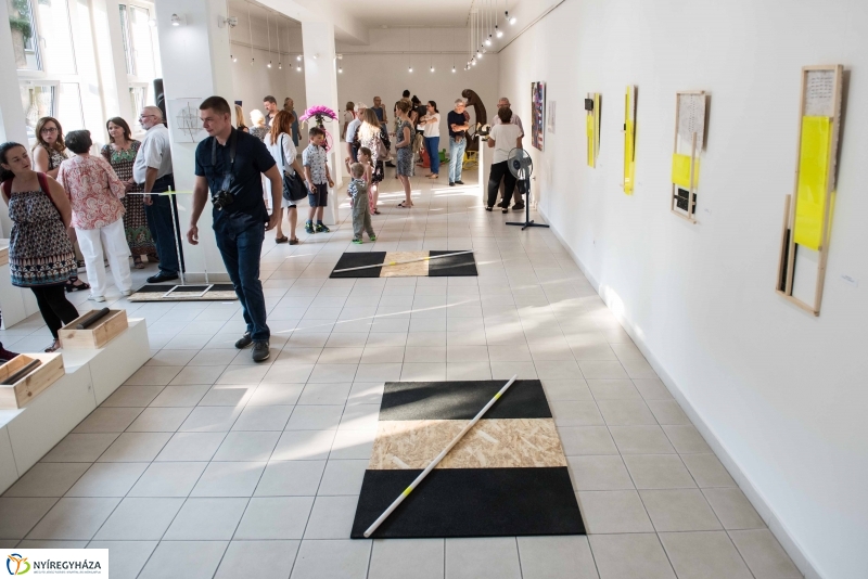 Képzőművészeti ösztöndíjasok kiállításmegnyitója 