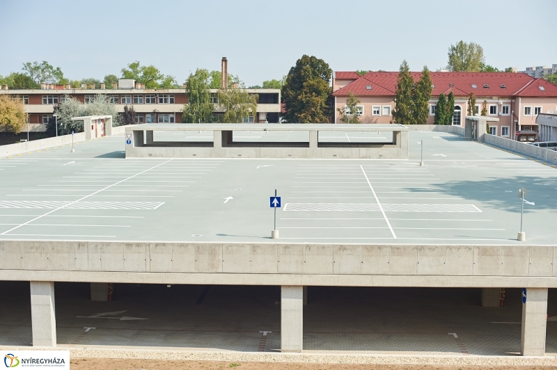 Kórházi parkolóház átadó - fotó Szarka Lajos