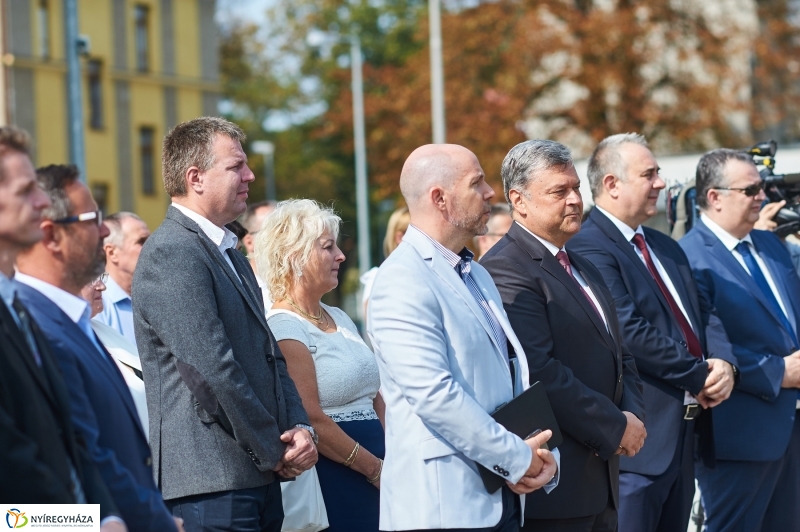 Kórházi parkolóház átadó - fotó Szarka Lajos