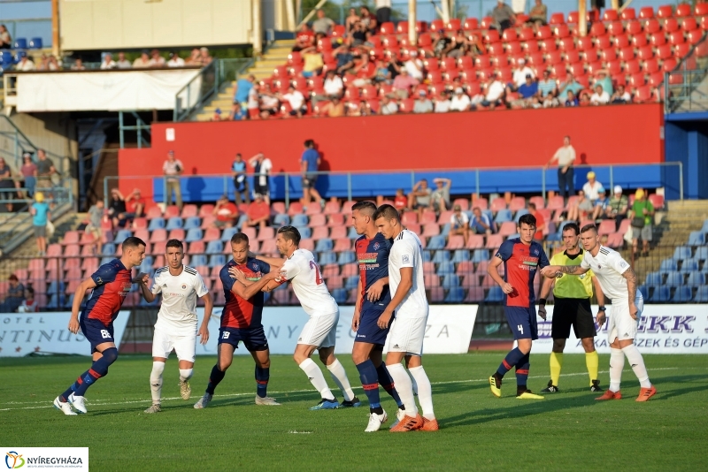 Szpari-Vasas labdarúgó mérkőzés - fotó Trifonov Éva