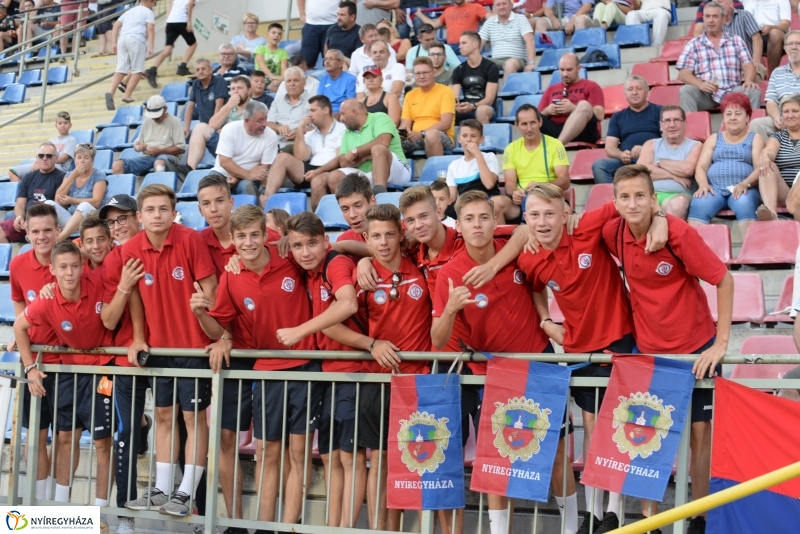 Szpari-Vasas labdarúgó mérkőzés - fotó Trifonov Éva