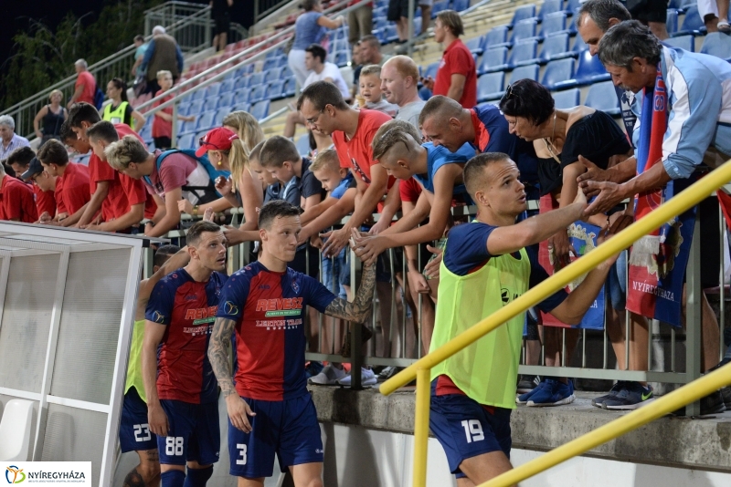 Szpari-Vasas labdarúgó mérkőzés - fotó Trifonov Éva