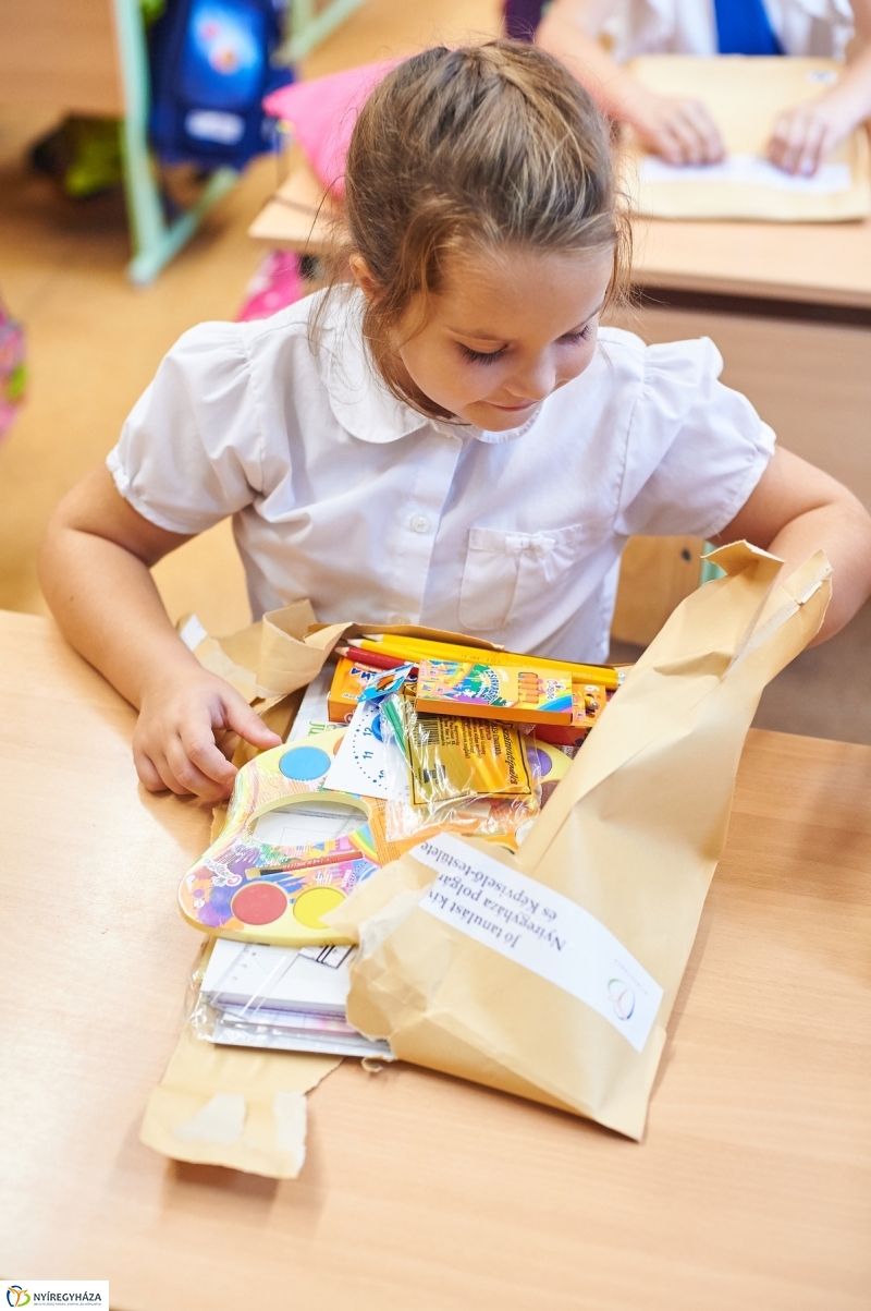 Tanévnyitó az evangélikus iskolában - fotó Szarka Lajos