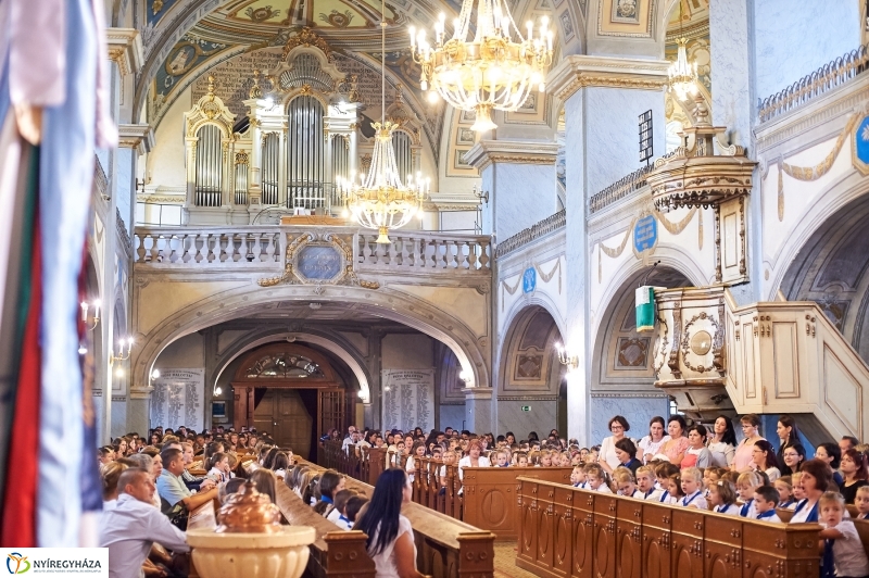 Tanévnyitó az evangélikus iskolában - fotó Szarka Lajos