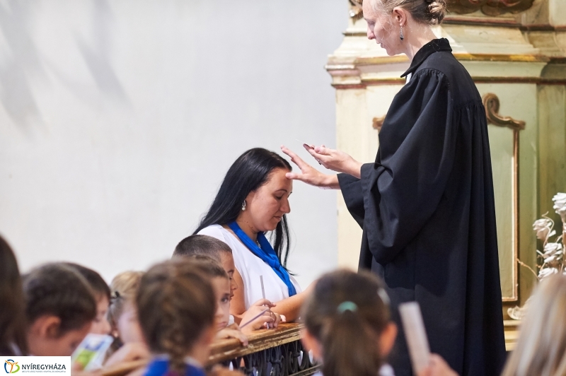 Tanévnyitó az evangélikus iskolában - fotó Szarka Lajos