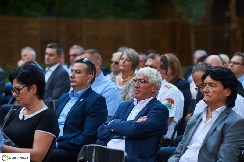 Hotel Pangea átadó - fotó Szarka Lajos