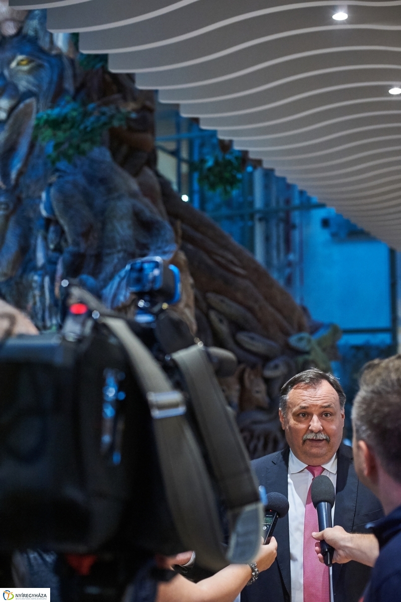 Hotel Pangea átadó - fotó Szarka Lajos