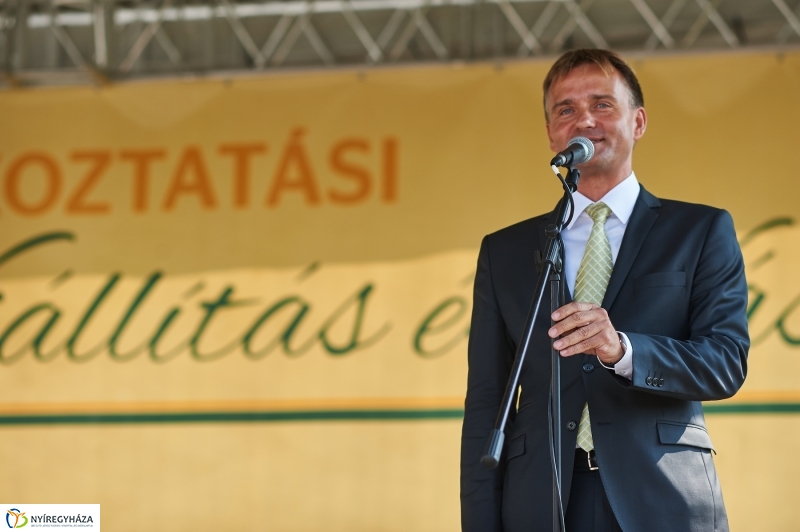 Közfoglalkoztatási kiállítás 2018 - fotó Szarka Lajos