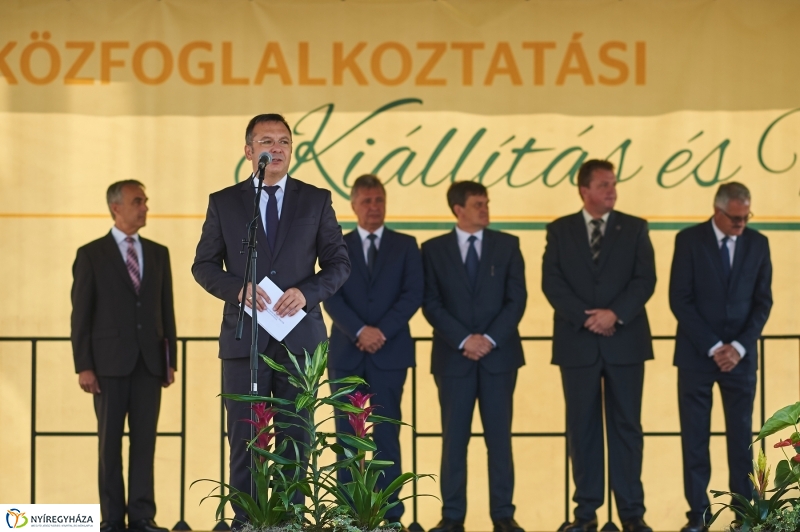Közfoglalkoztatási kiállítás 2018 - fotó Szarka Lajos