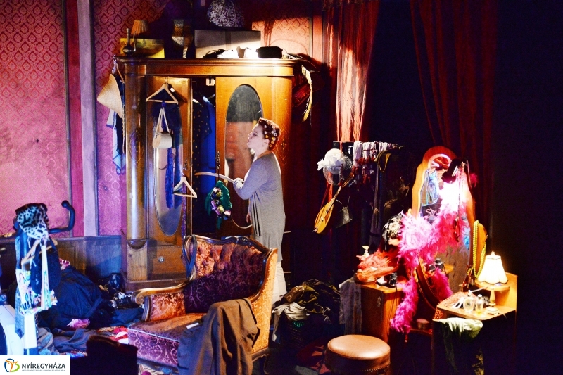 Rettenetes szülők - fotó Trifonov Éva