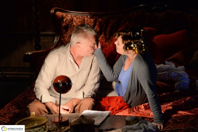 Rettenetes szülők - fotó Trifonov Éva