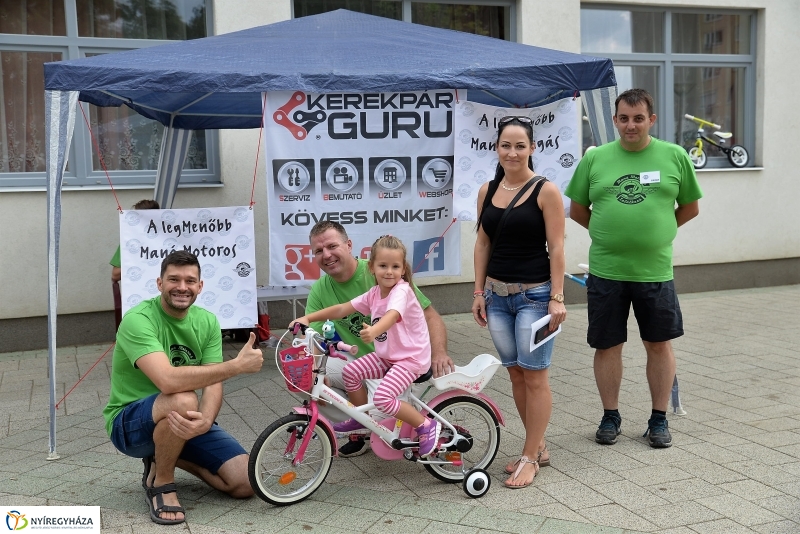 Mini Manó motoros találkozó - fotó Trifonov Éva