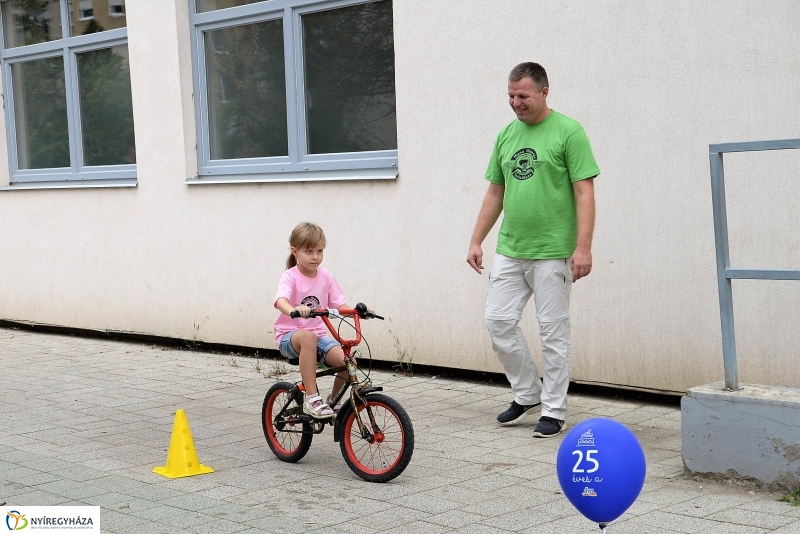 Mini Manó motoros találkozó - fotó Trifonov Éva