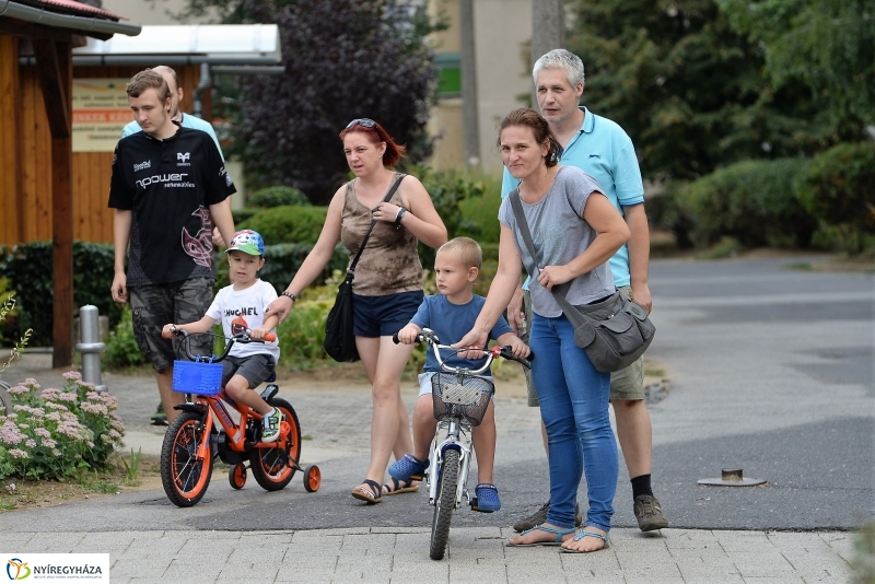Mini Manó motoros találkozó - fotó Trifonov Éva
