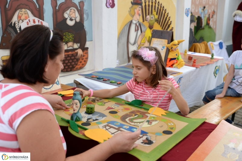 Népmese Pont nyílt Nyíregyházán - fotó Trifonov Éva