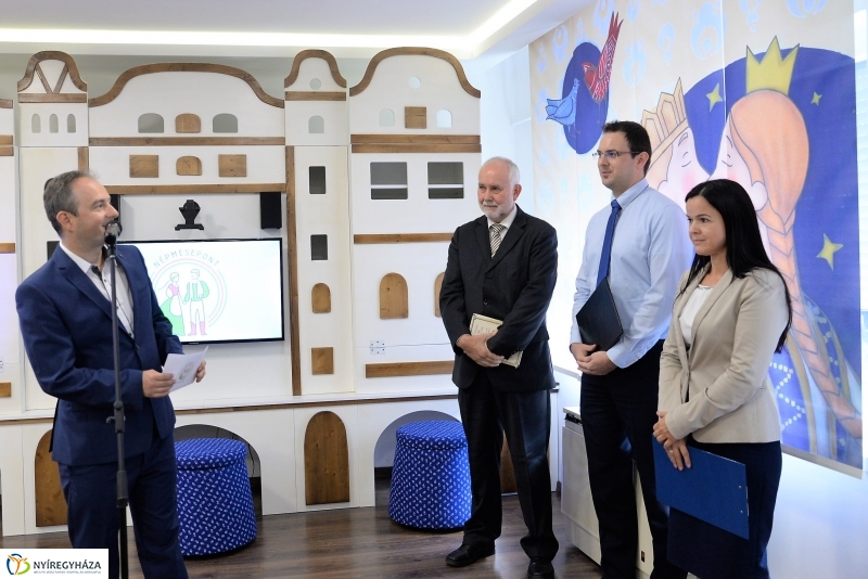 Népmese Pont nyílt Nyíregyházán - fotó Trifonov Éva
