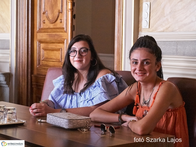 Külföldi diákok a Városházán 20180910 - fotó Szarka Lajos