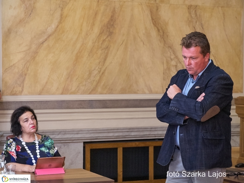 Külföldi diákok a Városházán 20180910 - fotó Szarka Lajos