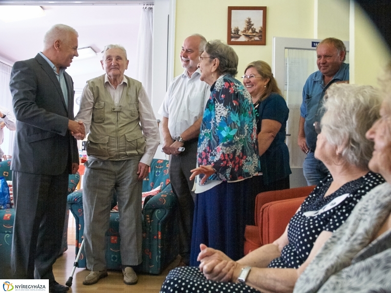 Energetikai fejlesztés az Idősek Klubjában