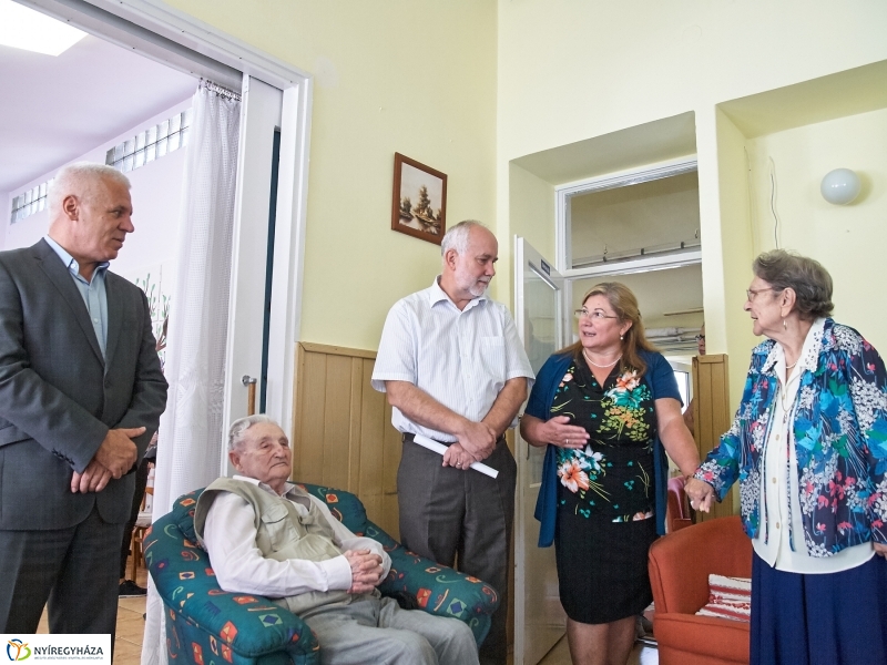 Energetikai fejlesztés az Idősek Klubjában