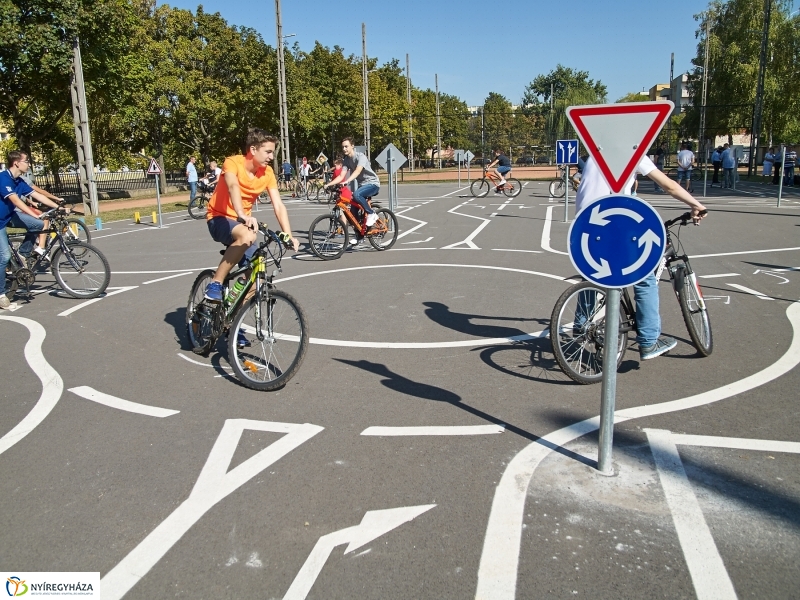 KRESZ tanpálya átadó - fotó Szarka Lajos