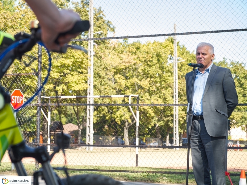 KRESZ tanpálya átadó - fotó Szarka Lajos