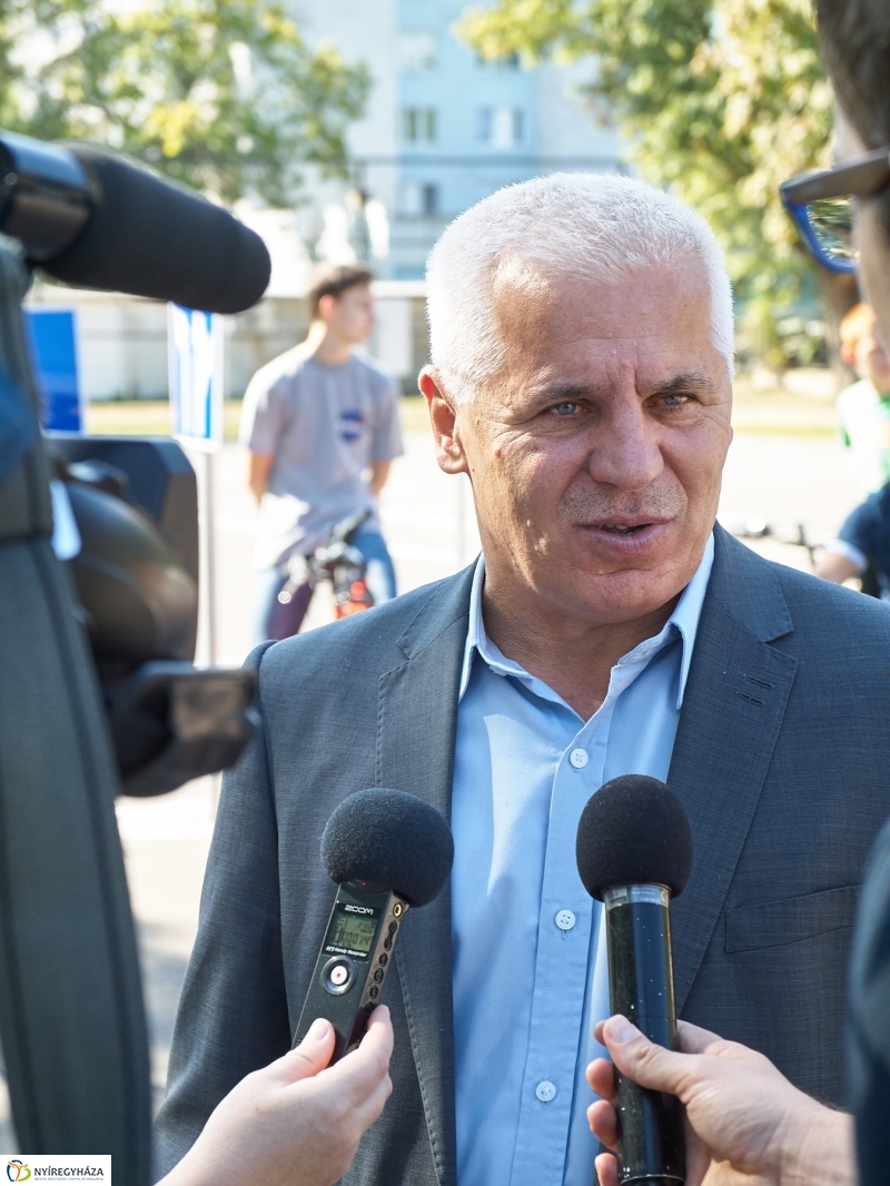 KRESZ tanpálya átadó - fotó Szarka Lajos