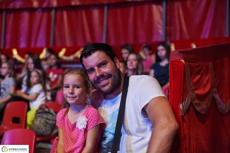 Egy kis cirkusz - fotó Szarka Lajos