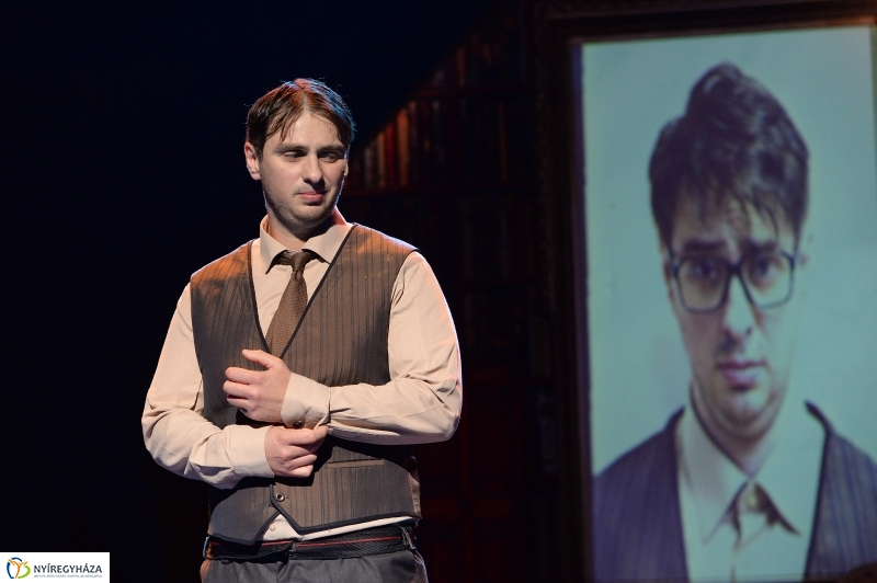 Meseautó a Móricz Zsigmond Színházban-fotó Trifonov Éva