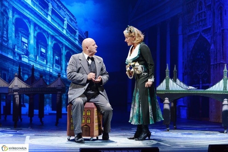 Meseautó a Móricz Zsigmond Színházban-fotó Trifonov Éva