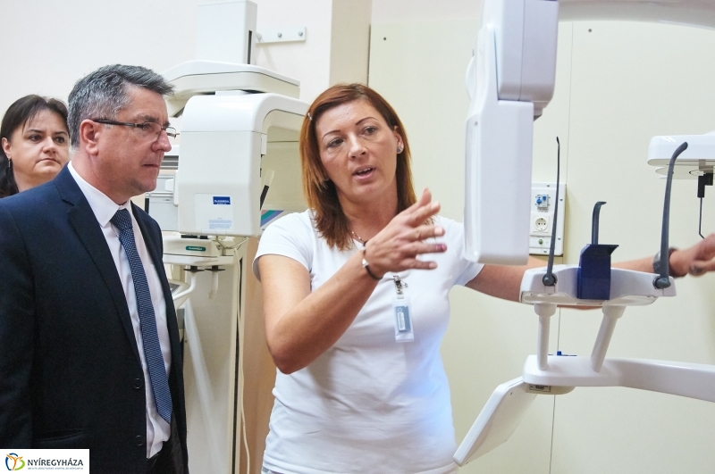 Fogászati röntgen szemle - fotó Szarka Lajos