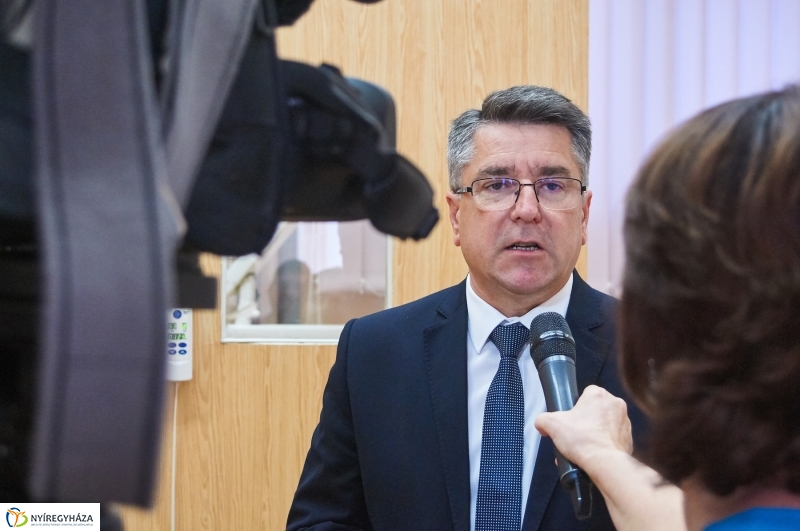 Fogászati röntgen szemle - fotó Szarka Lajos