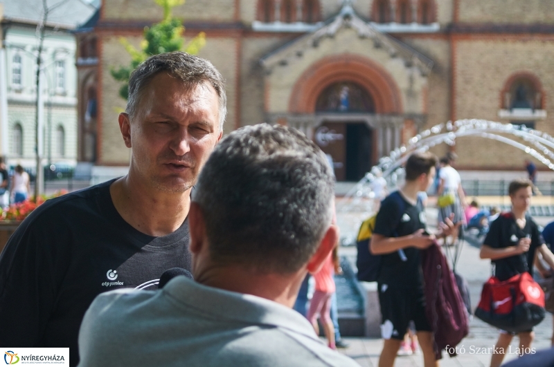 Streetball a belvárosban - fotó Szarka Lajos
