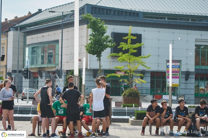 Streetball a belvárosban - fotó Szarka Lajos
