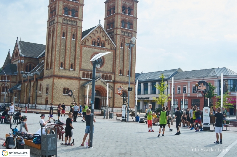 Streetball a belvárosban - fotó Szarka Lajos