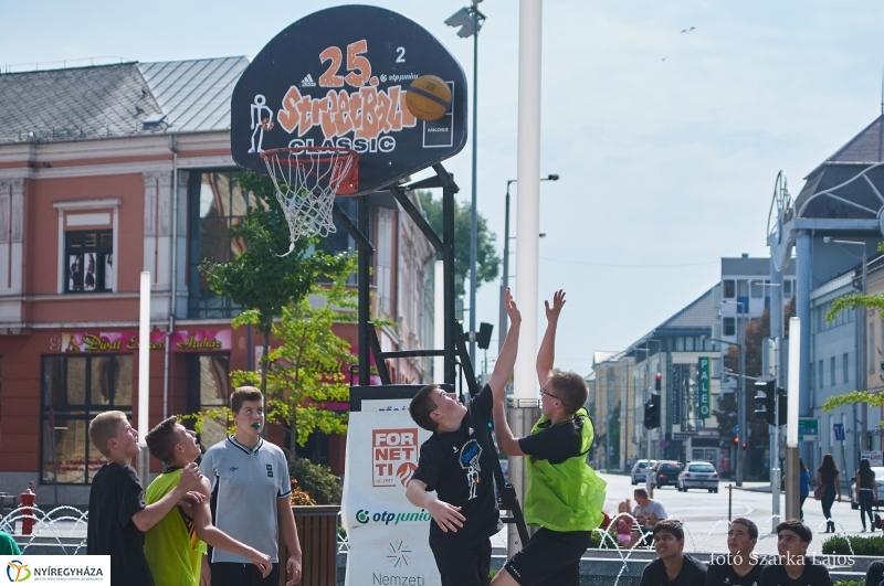 Streetball a belvárosban - fotó Szarka Lajos
