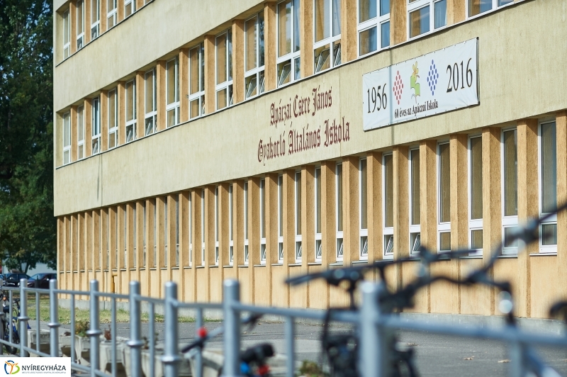 Fejlesztés az Apáczai iskolában - fotó Szarka Lajos