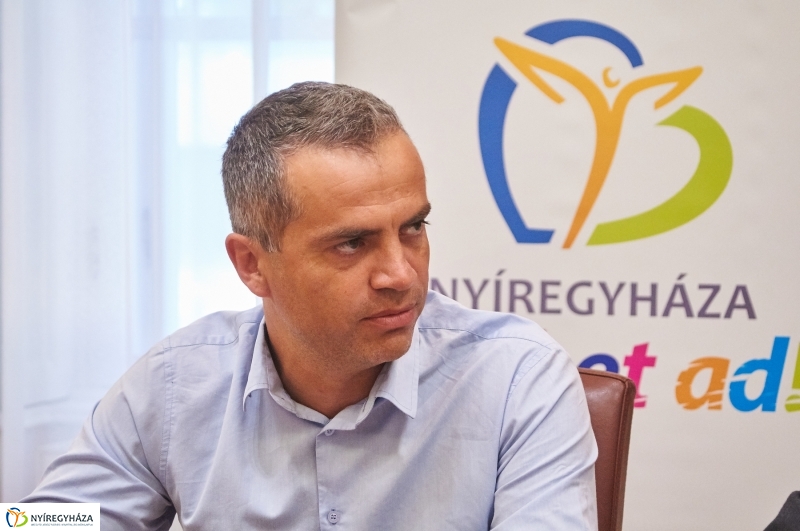 Bringaváros beharangozó - fotó Szarka Lajos