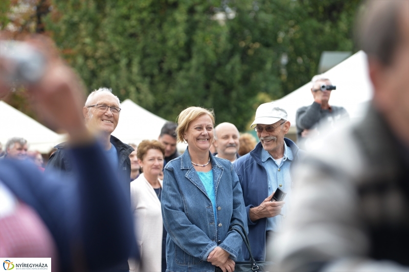 A Szabolcs Néptáncegyüttes fellépése a Tirpák Fesztiválon