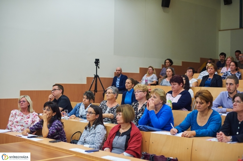 Könyvtárosok szakmai napja